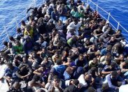 Immigrazione: un altro barcone si avvicina alle nostre coste